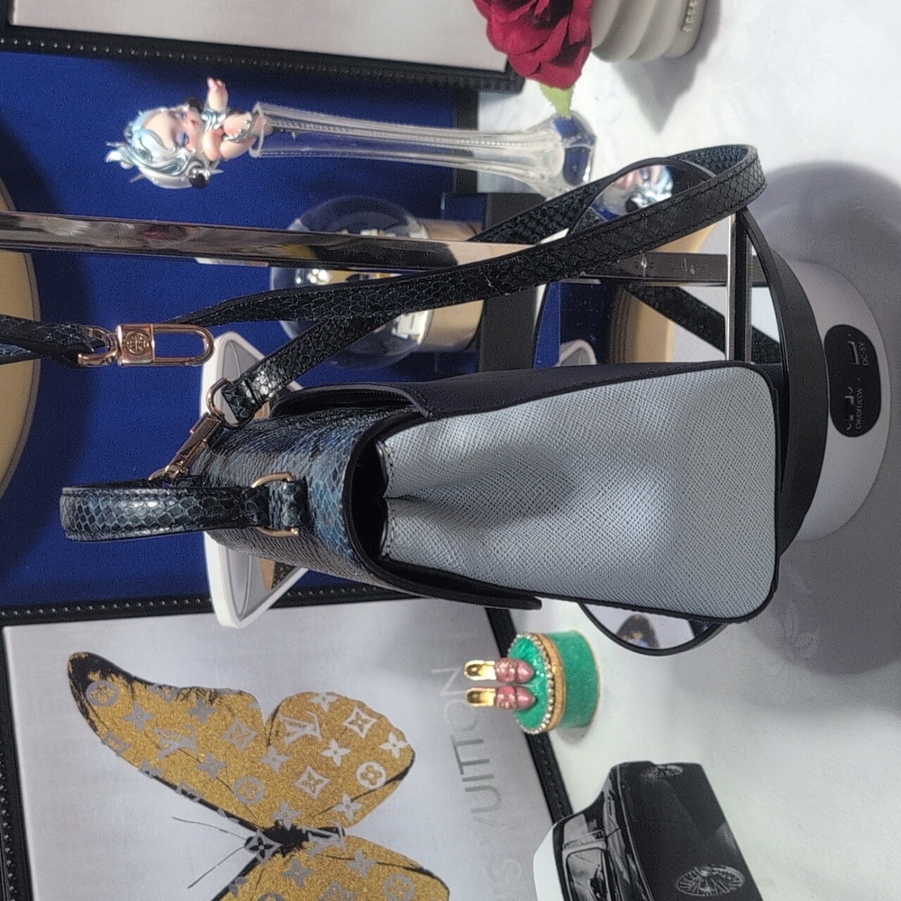 Tory Burch Blue Python Effect & Blue Color Block … - image 6